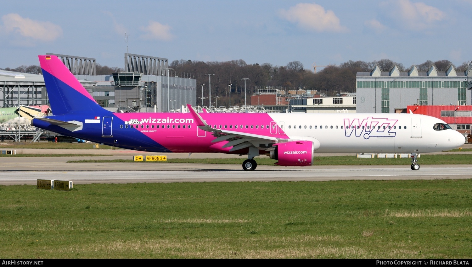 Aircraft Photo of D-AVXD / 9H-WDM | Airbus A321-271NX | Wizz Air | AirHistory.net #651506