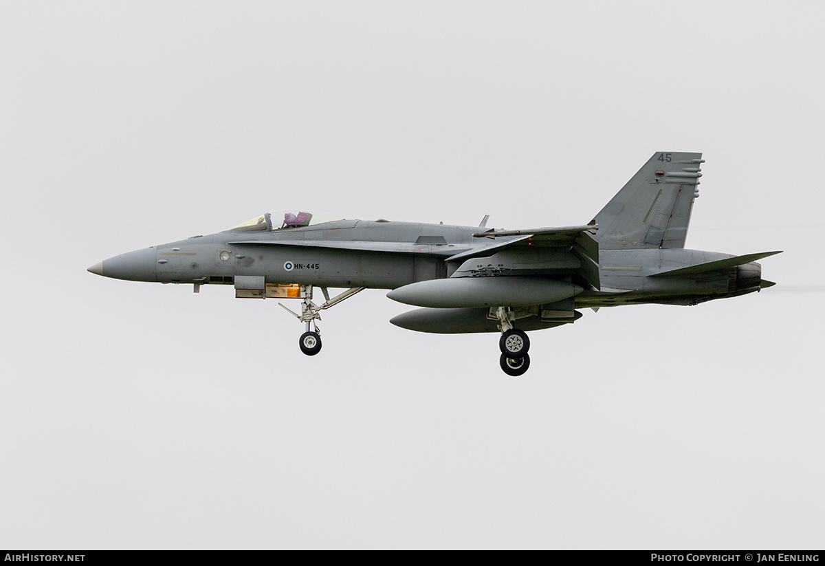 Aircraft Photo of HN-445 | McDonnell Douglas F/A-18C Hornet | Finland - Air Force | AirHistory.net #651508