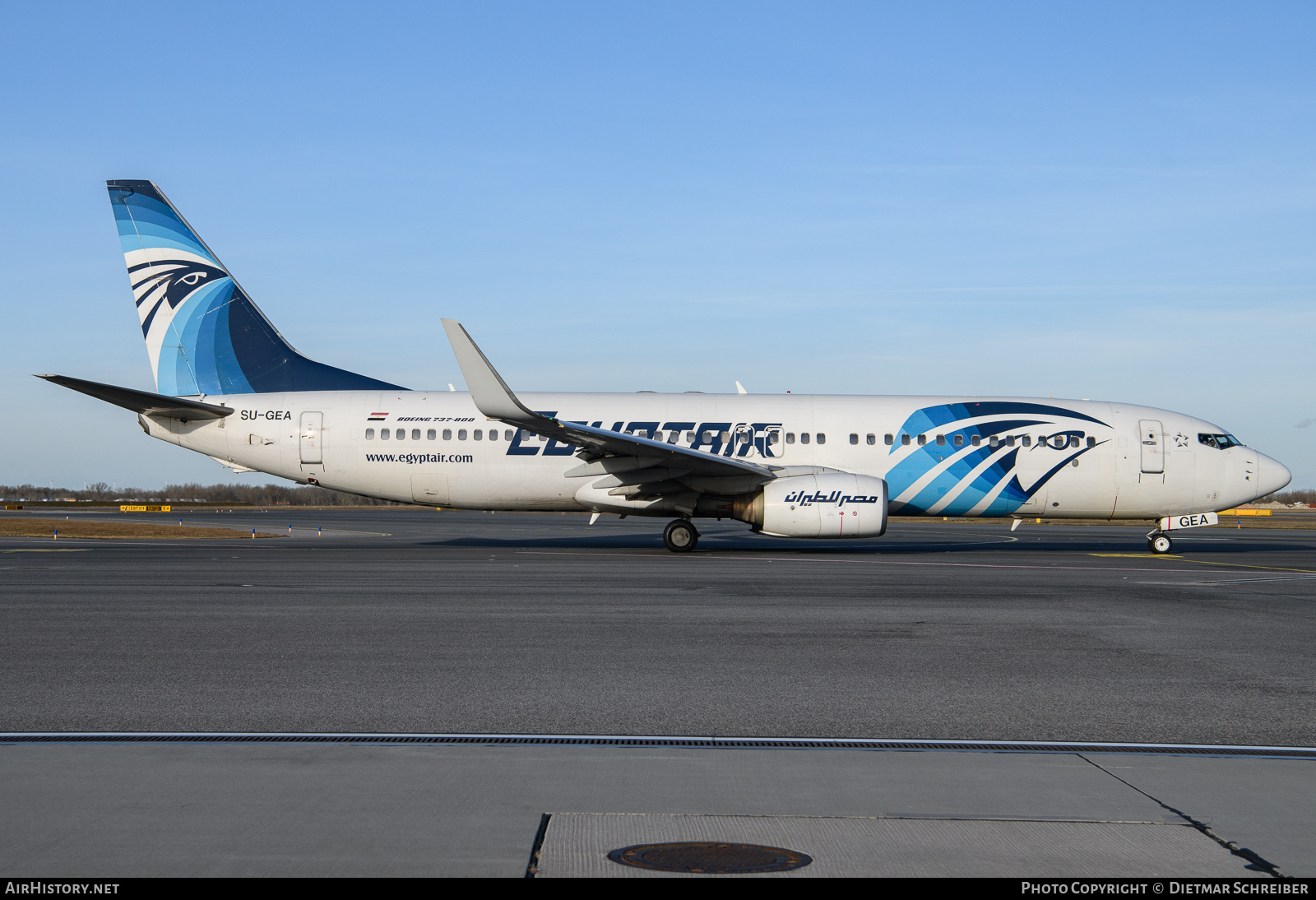 Aircraft Photo of SU-GEA | Boeing 737-866 | EgyptAir | AirHistory.net #651528