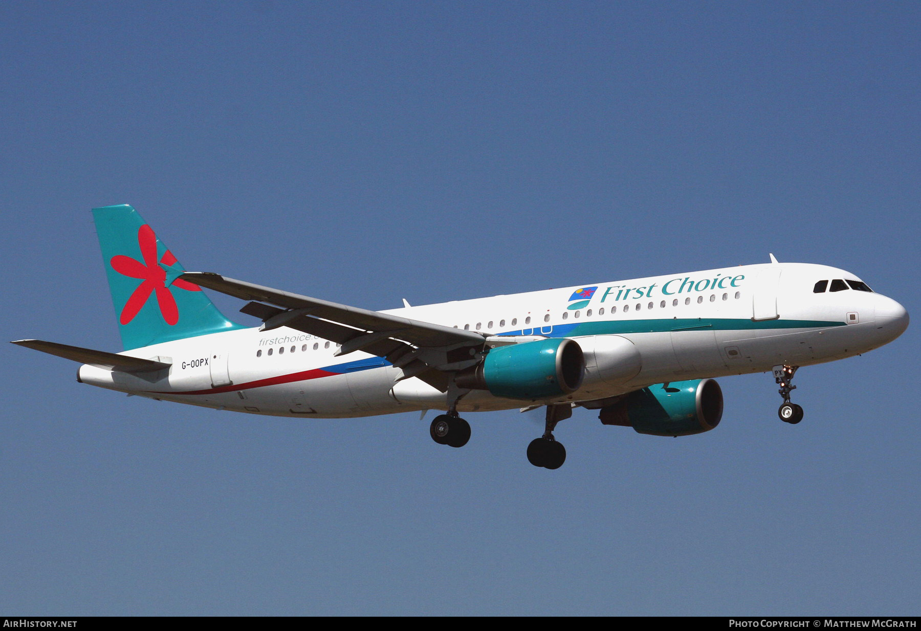 Aircraft Photo of G-OOPX | Airbus A320-214 | First Choice Airways | AirHistory.net #651590