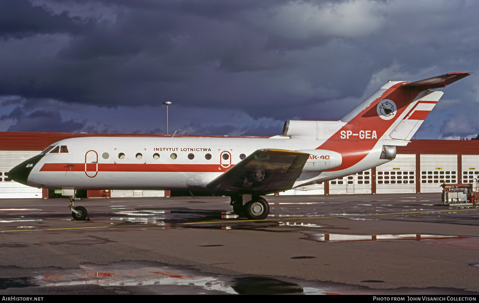 Aircraft Photo of SP-GEA | Yakovlev Yak-40 | Instytut Lotnictwa | AirHistory.net #651674