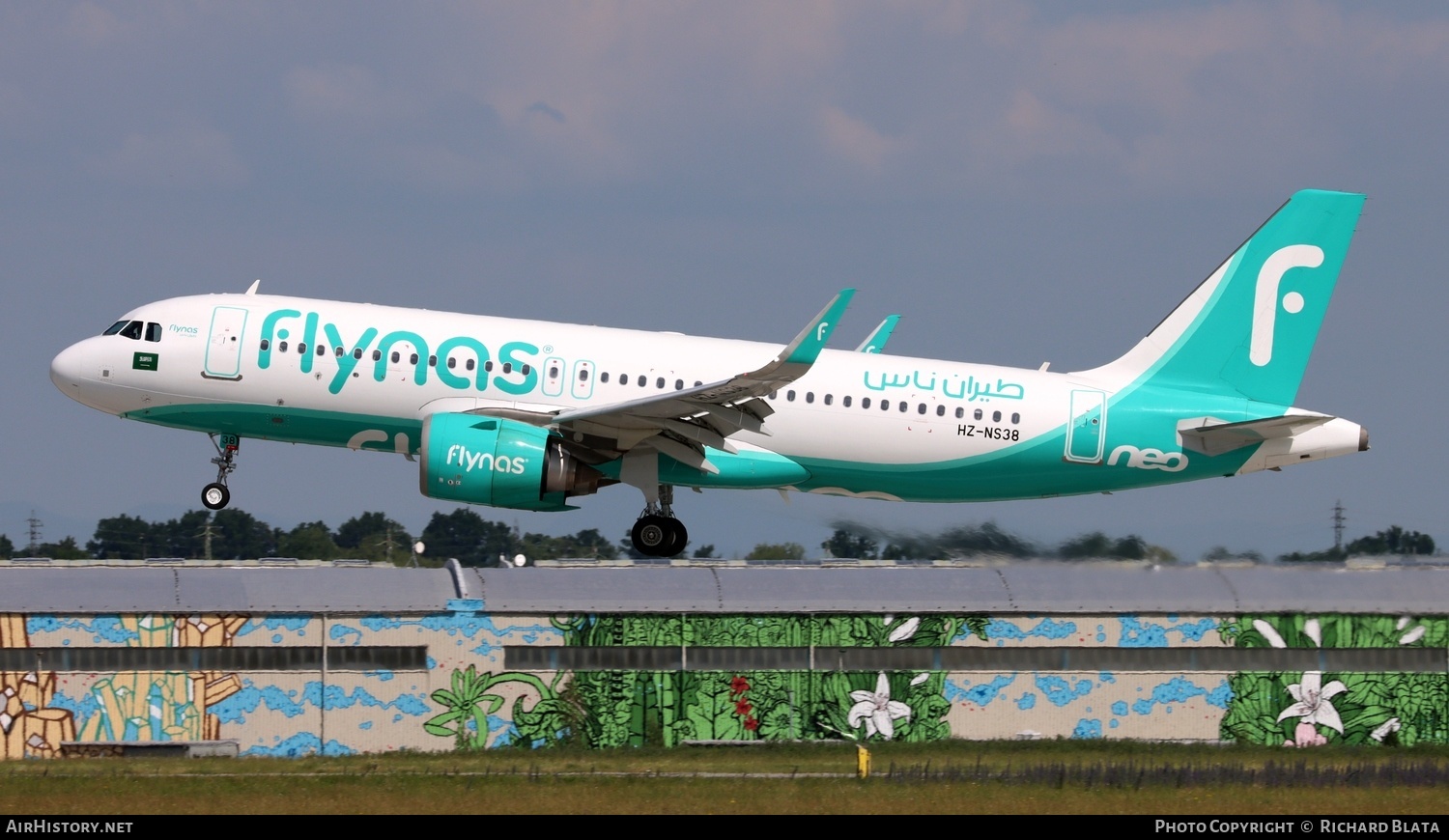 Aircraft Photo of HZ-NS38 | Airbus A320-251N | Flynas | AirHistory.net #651688
