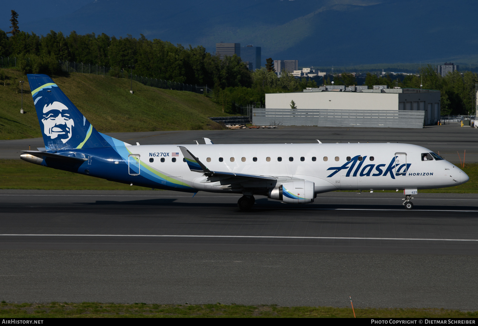 Aircraft Photo of N627QX | Embraer 175LR (ERJ-170-200LR) | Alaska Airlines | AirHistory.net #651818
