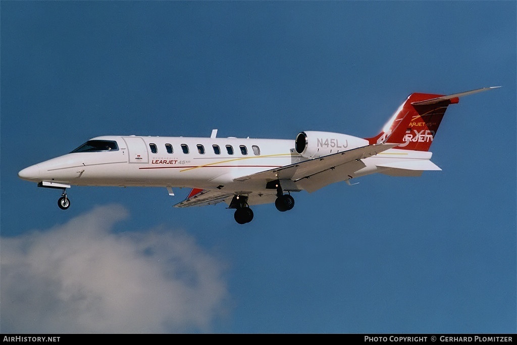Aircraft Photo of N45LJ | Learjet 45XR | AirHistory.net #651901