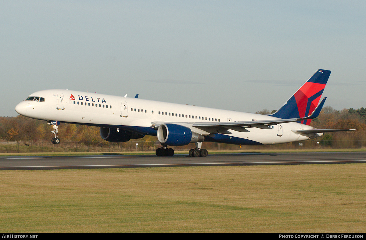 Aircraft Photo of N717TW | Boeing 757-231 | Delta Air Lines | AirHistory.net #651953