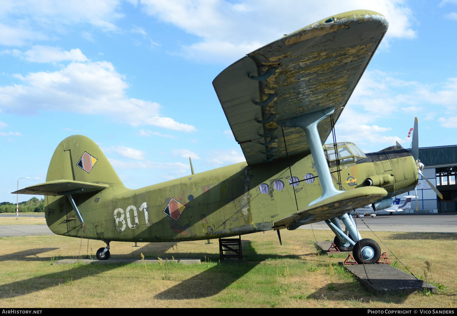 Aircraft Photo of 801 | Antonov An-2T | East Germany - Air Force | AirHistory.net #652028