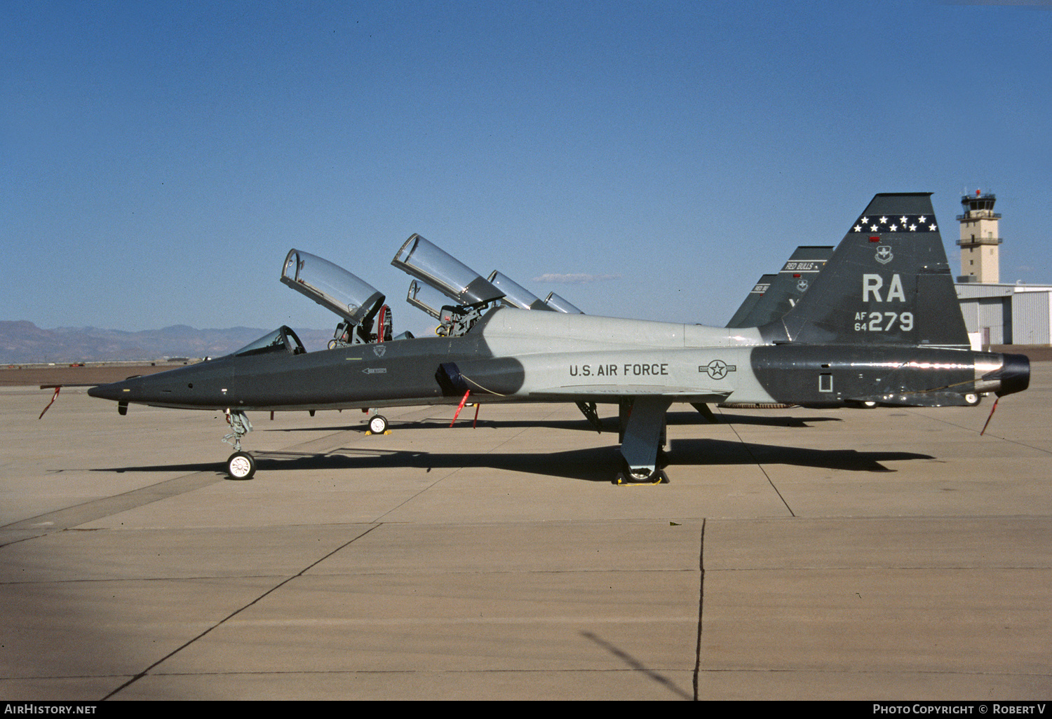 Aircraft Photo of 64-13279 / AF64-279 | Northrop T-38A Talon | USA - Air Force | AirHistory.net #652040