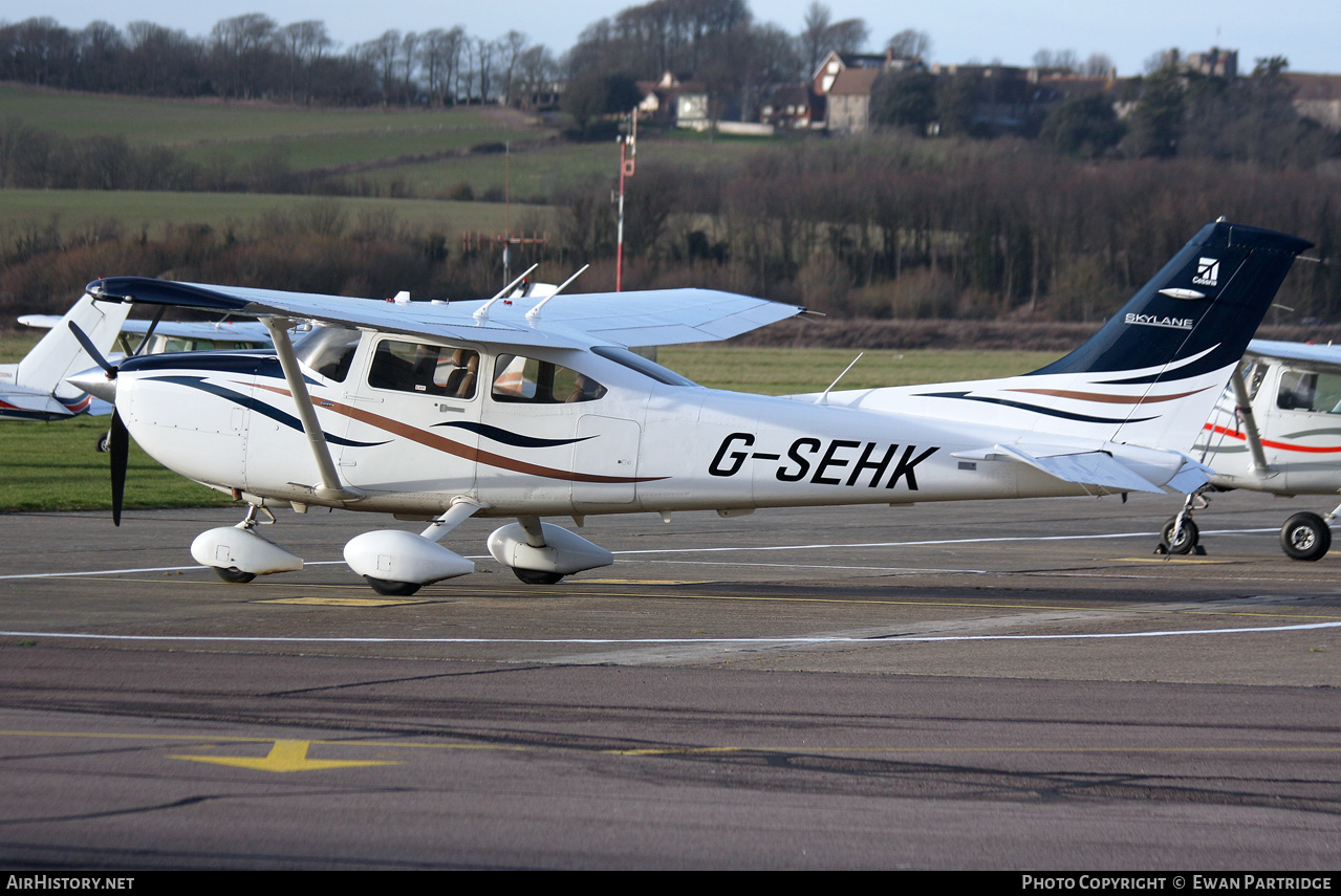 Aircraft Photo of G-SEHK | Cessna 182T Skylane | AirHistory.net #652066