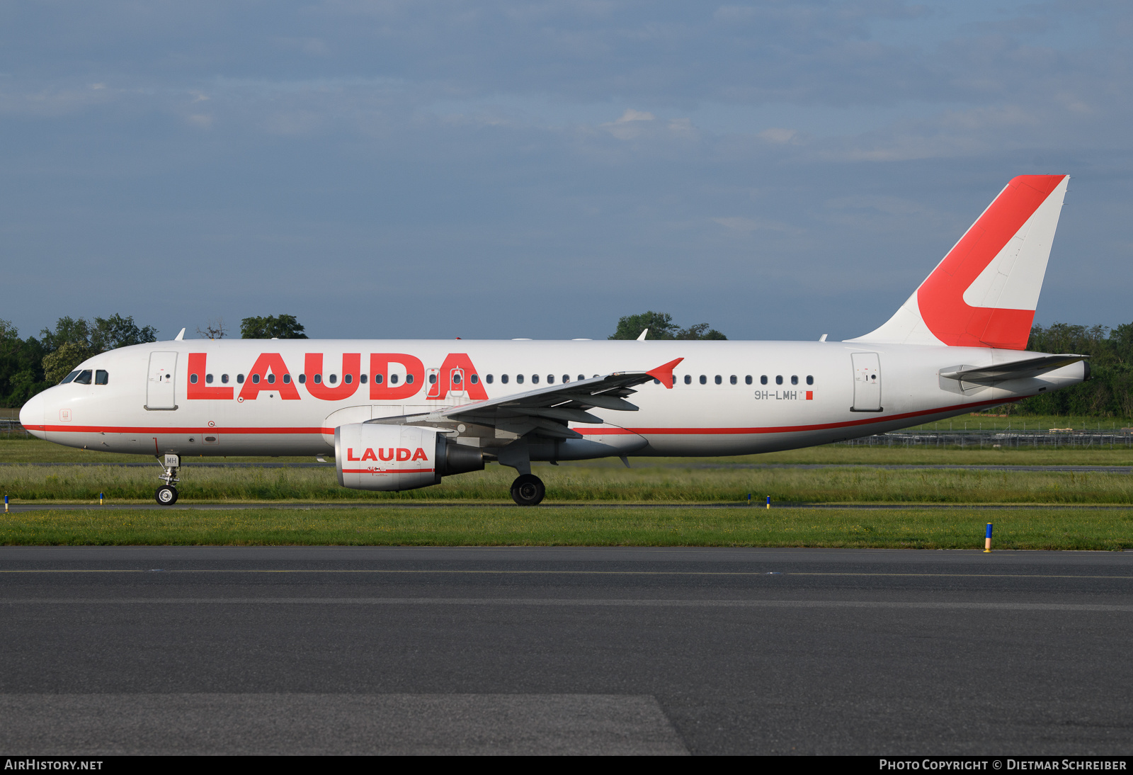 Aircraft Photo of 9H-LMH | Airbus A320-214 | Lauda Europe | AirHistory.net #652116