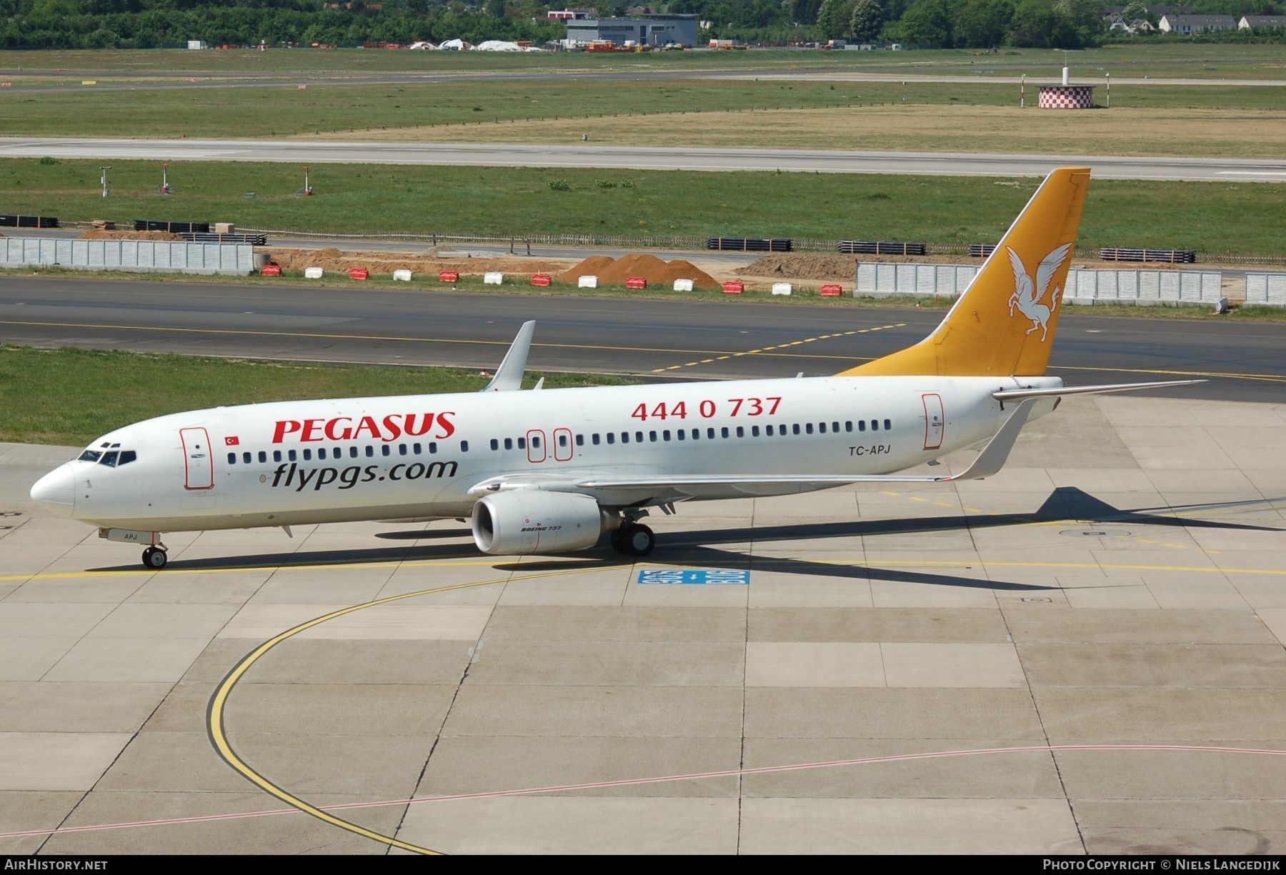 Aircraft Photo of TC-APJ | Boeing 737-86N | Pegasus Airlines | AirHistory.net #652207