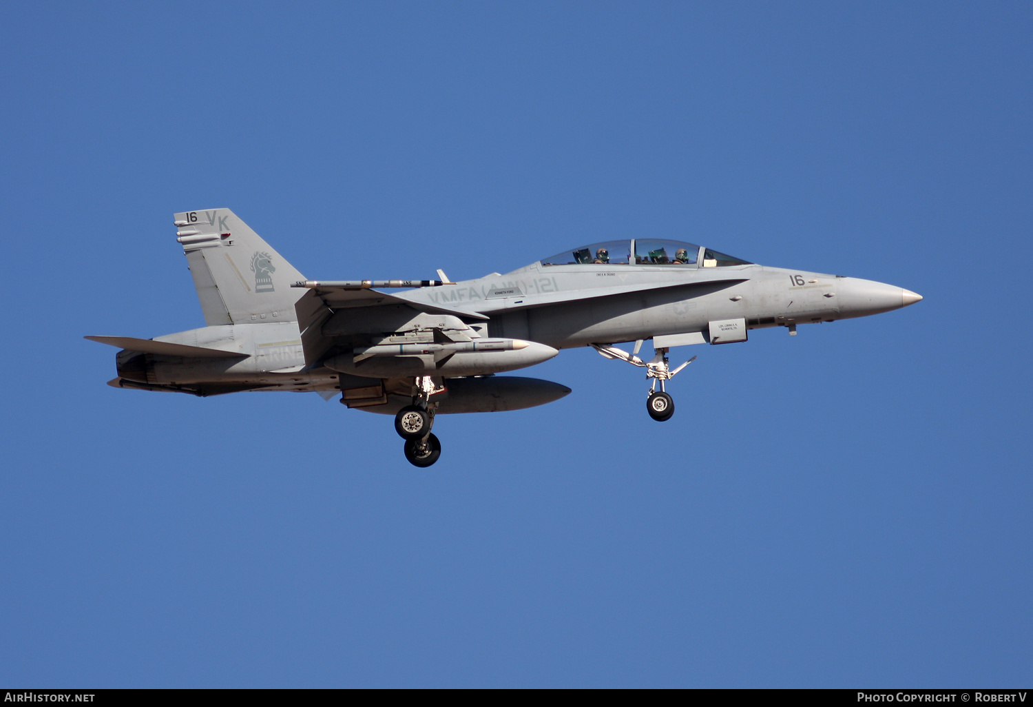 Aircraft Photo of 164882 | McDonnell Douglas F/A-18D Hornet | USA - Marines | AirHistory.net #652213