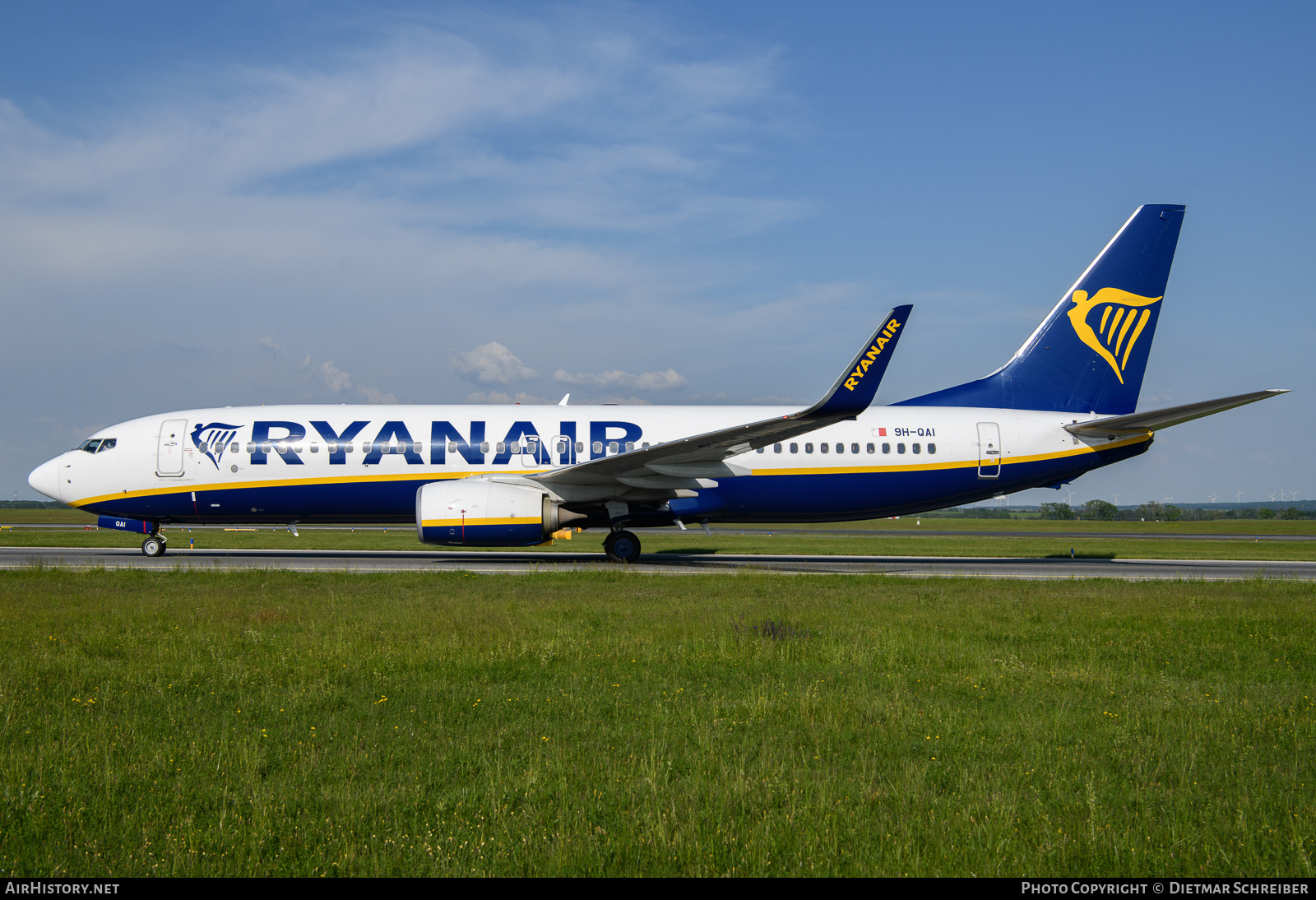 Aircraft Photo of 9H-QAI | Boeing 737-800 | Ryanair | AirHistory.net #652327
