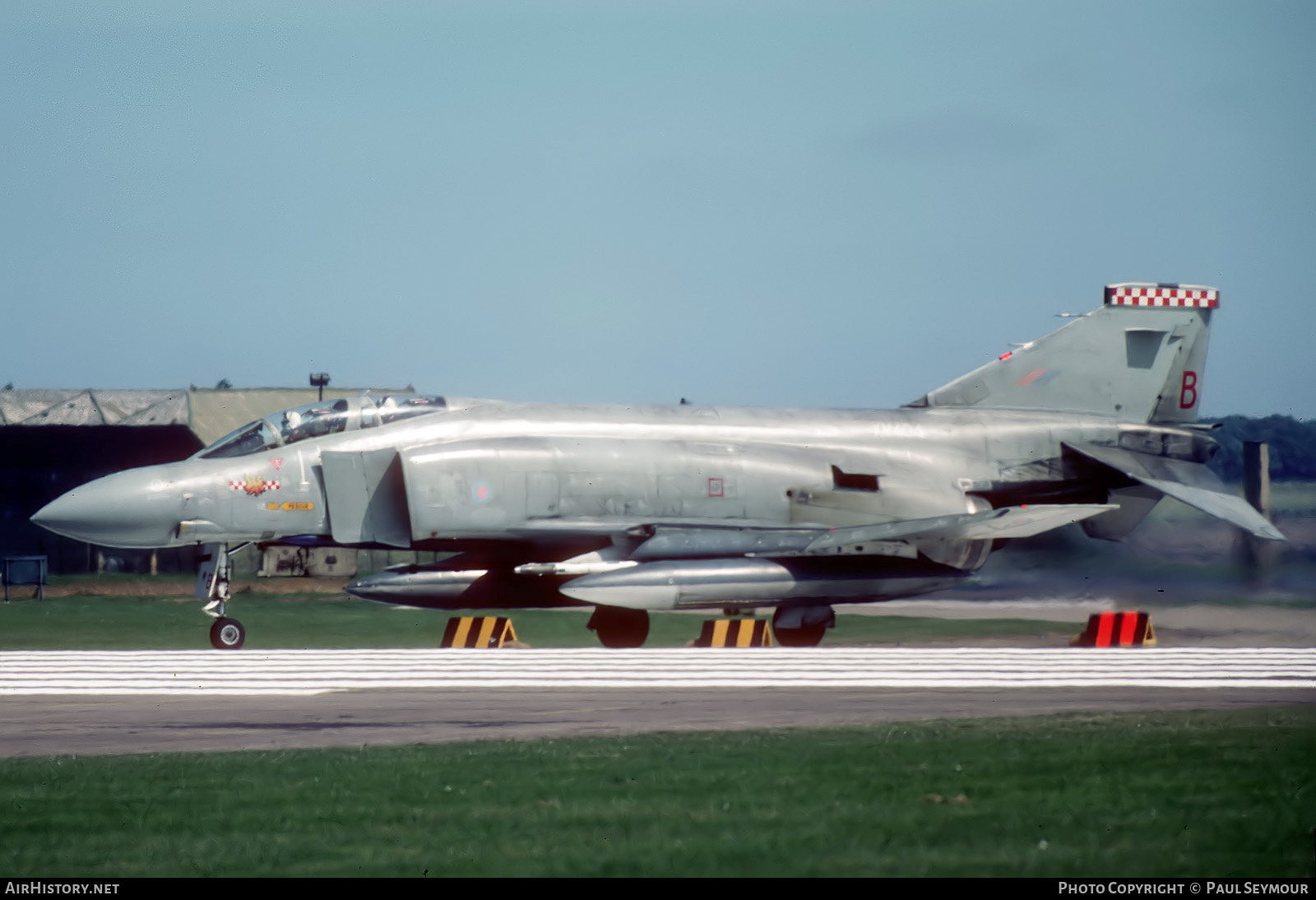 Aircraft Photo of XV404 | McDonnell Douglas F-4M Phantom FGR2 | UK - Air Force | AirHistory.net #652351