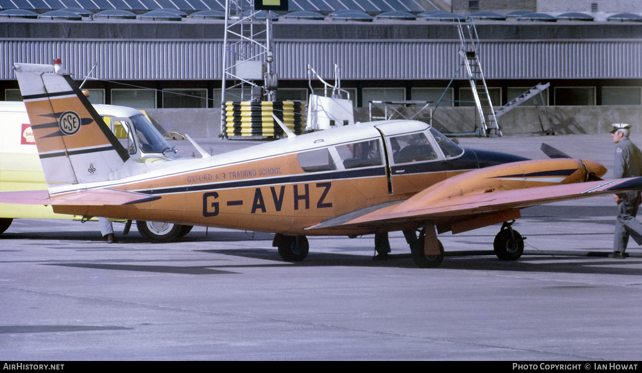 Aircraft Photo of G-AVHZ | Piper PA-30-160 Twin Comanche | CSE Aviation | AirHistory.net #652388