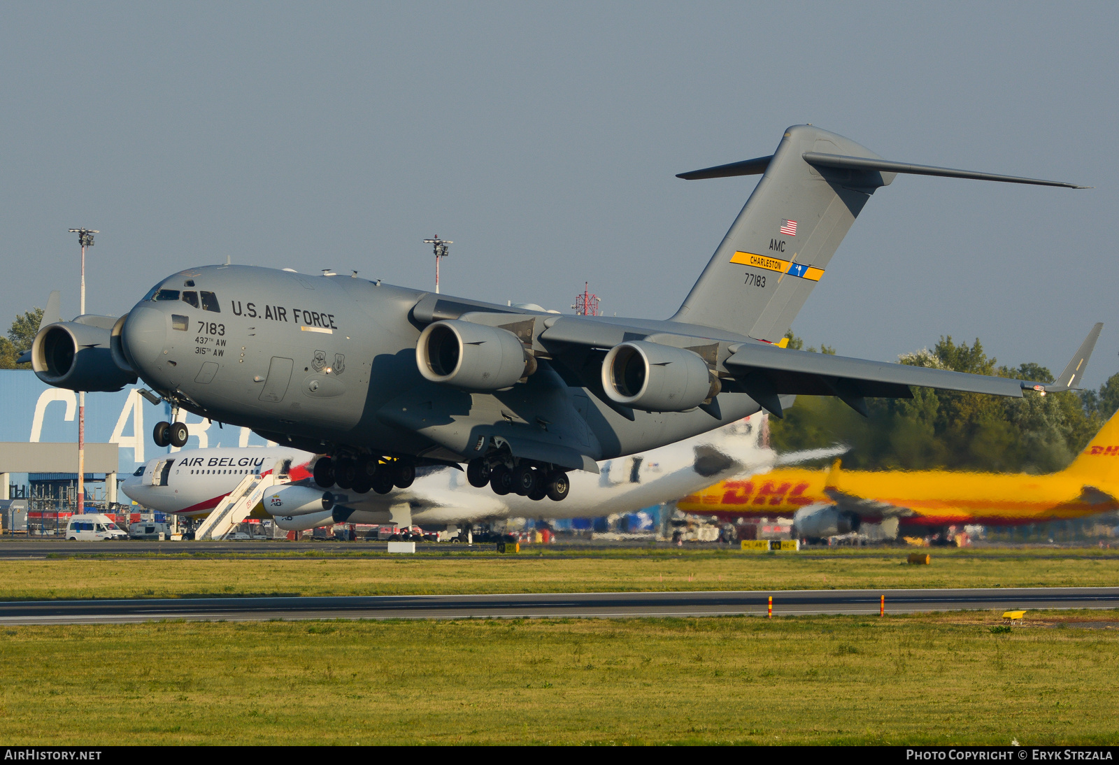 Aircraft Photo of 07-7183 / 77183 | Boeing C-17A Globemaster III | USA - Air Force | AirHistory.net #652408