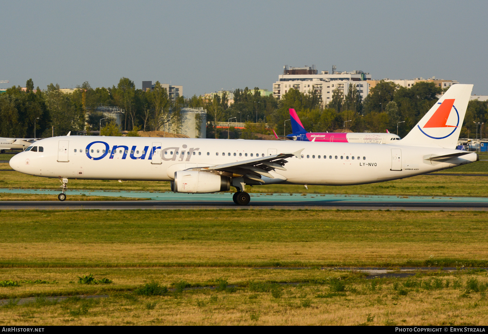 Aircraft Photo of LY-NVQ | Airbus A321-231 | Onur Air | AirHistory.net #652423