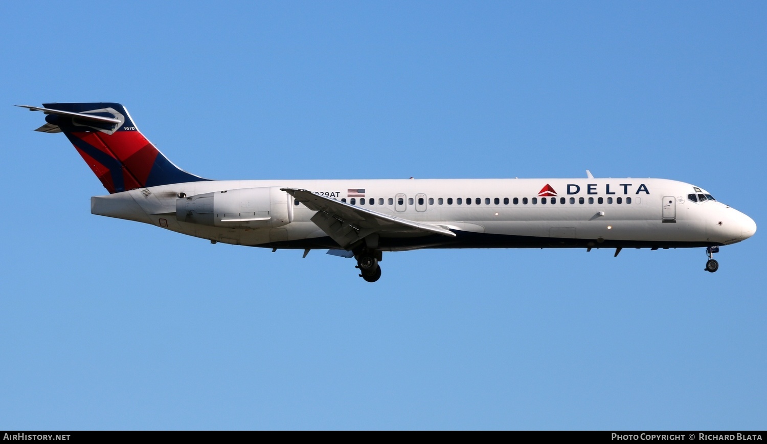 Aircraft Photo of N929AT | Boeing 717-231 | Delta Air Lines | AirHistory.net #652481