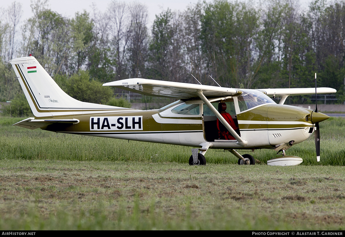 Aircraft Photo of HA-SLH | Cessna 182P Skylane | AirHistory.net #652487
