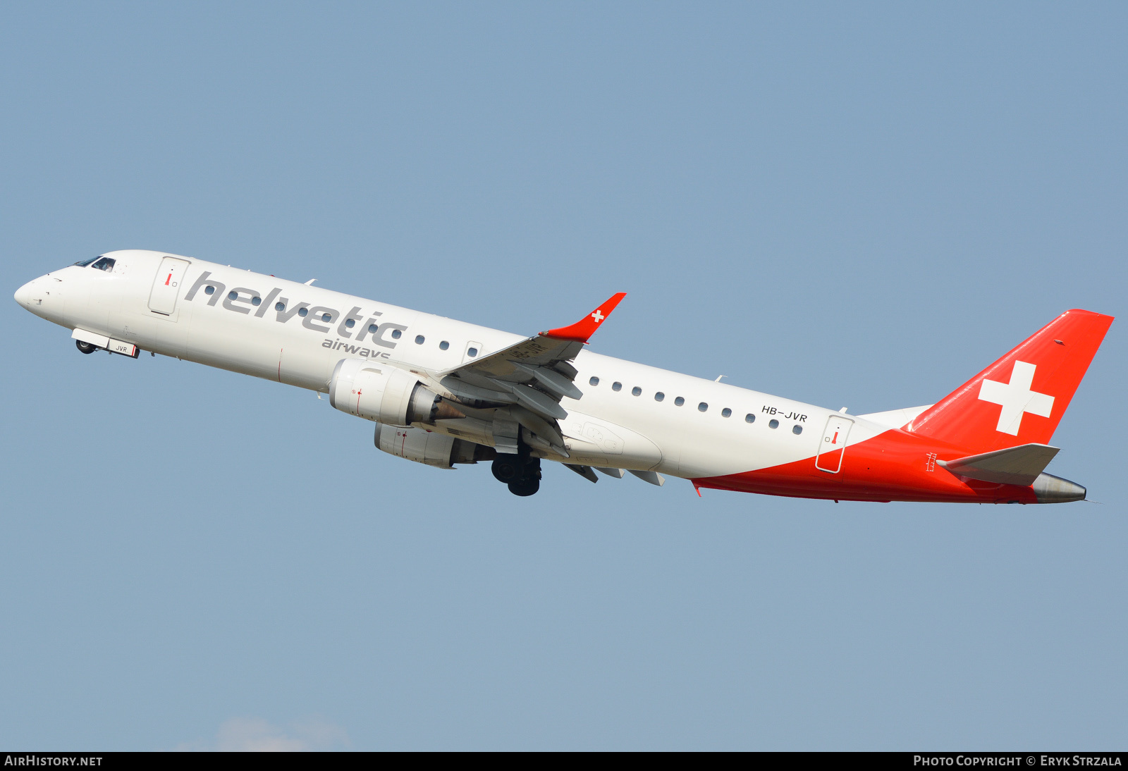 Aircraft Photo of HB-JVR | Embraer 190LR (ERJ-190-100LR) | Helvetic Airways | AirHistory.net #652491