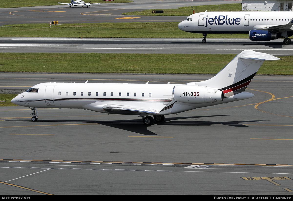 Aircraft Photo of N148QS | Bombardier Global 6000 (BD-700-1A10) | AirHistory.net #652509