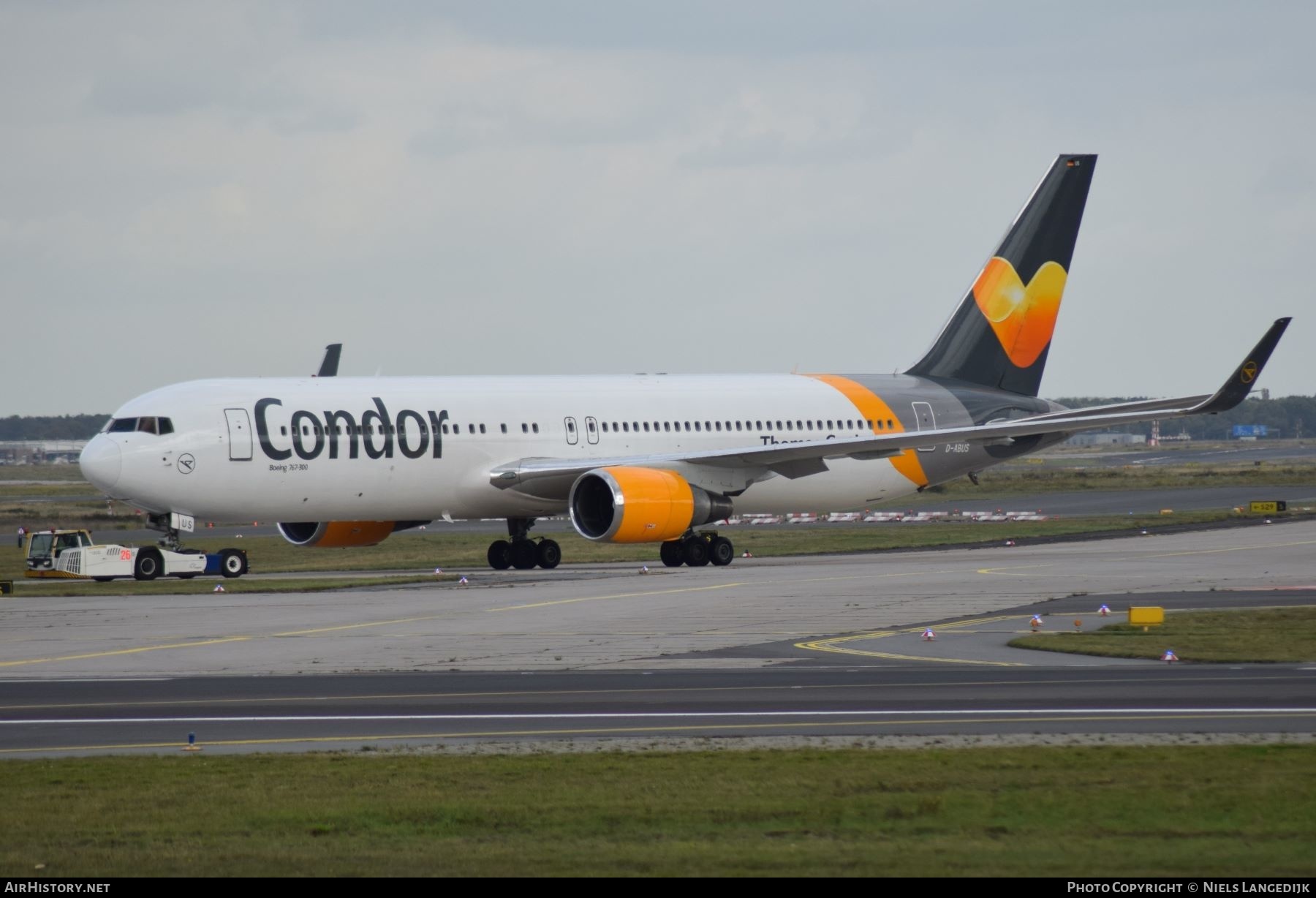 Aircraft Photo of D-ABUS | Boeing 767-38E/ER | Condor Flugdienst | AirHistory.net #652520