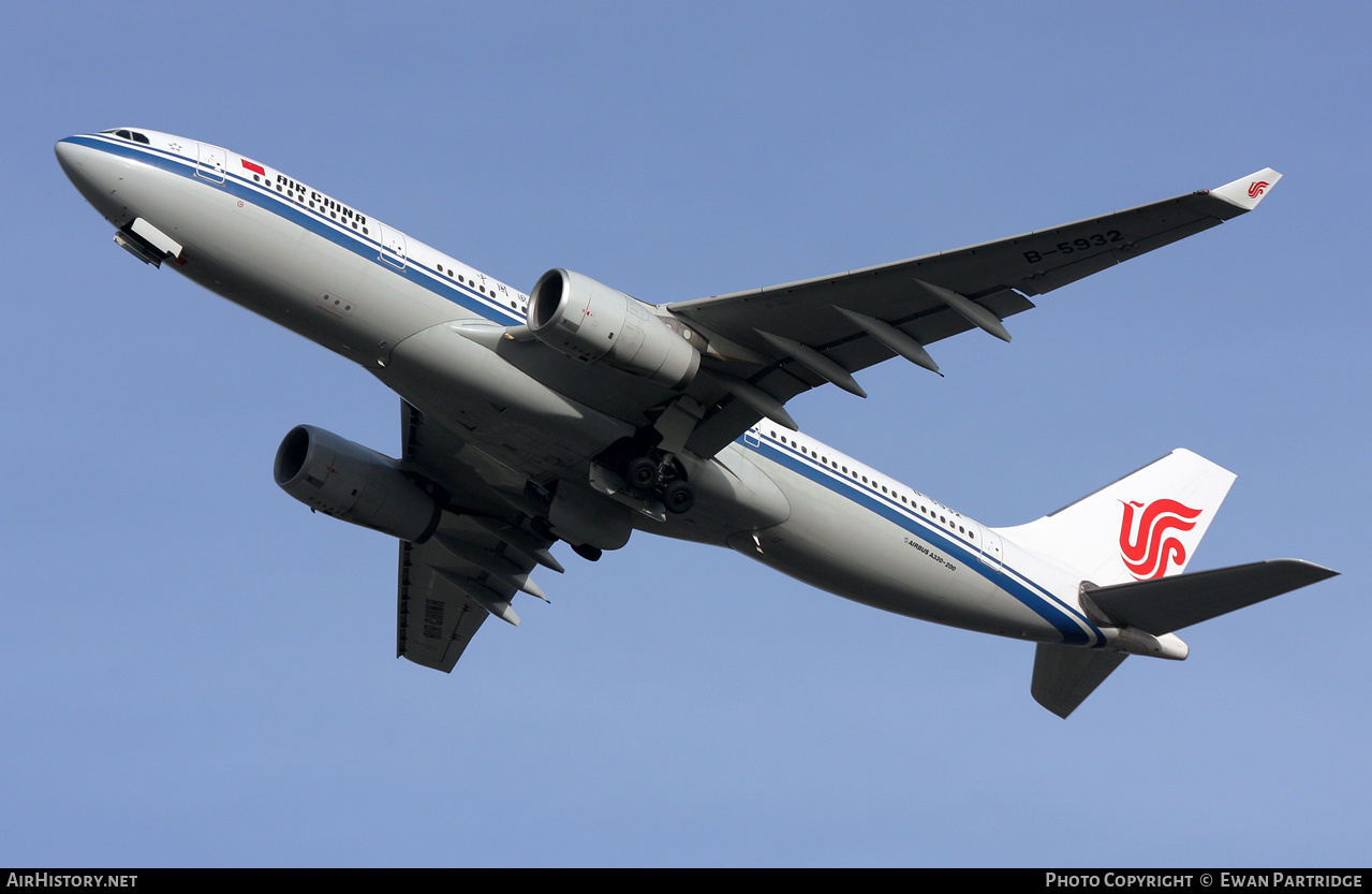 Aircraft Photo of B-5932 | Airbus A330-243 | Air China | AirHistory.net #652560