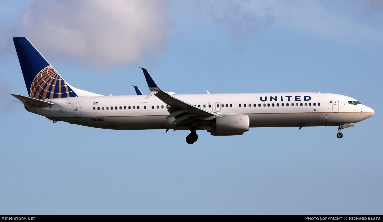 Aircraft Photo of N61882 | Boeing 737-924/ER | United Airlines | AirHistory.net #652571