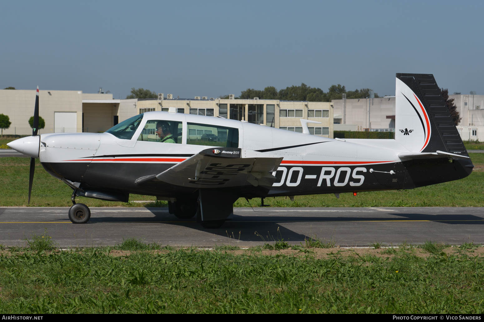 Aircraft Photo of OO-ROS | Mooney M-20J 201 | AirHistory.net #652677