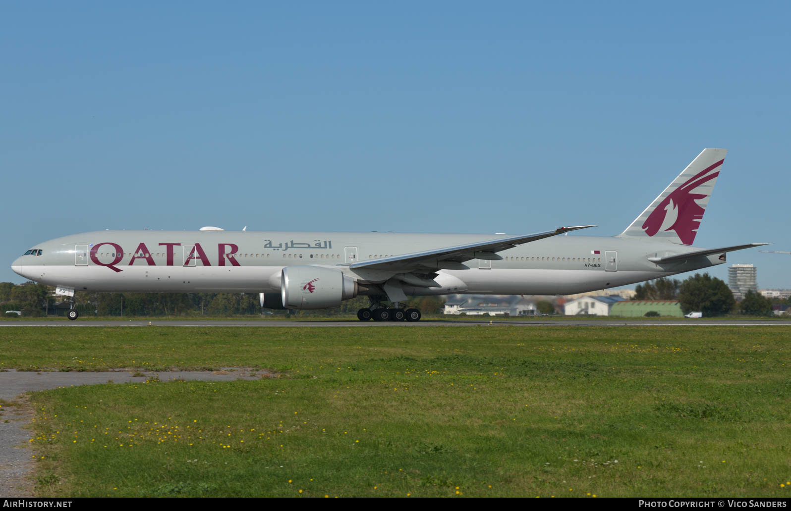 Aircraft Photo of A7-BES | Boeing 777-300/ER | Qatar Airways | AirHistory.net #652685