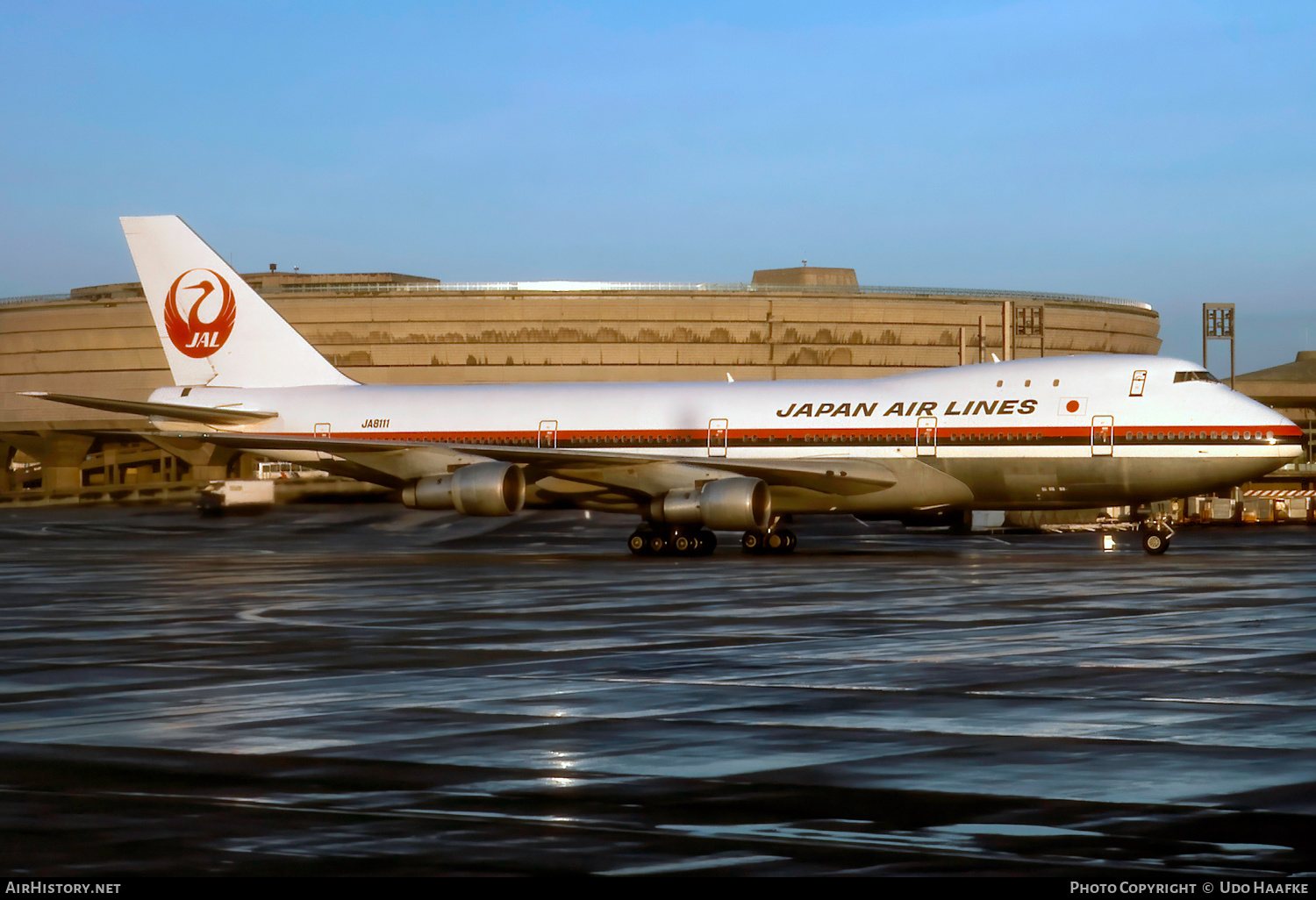 Aircraft Photo of JA8111 | Boeing 747-246B | Japan Air Lines - JAL | AirHistory.net #652703