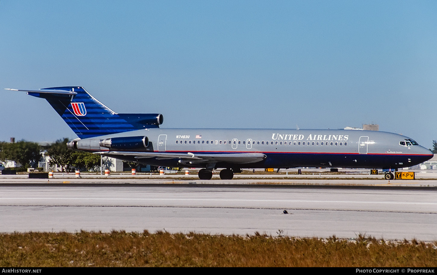 Aircraft Photo of N7463U | Boeing 727-222 | United Airlines | AirHistory.net #652715