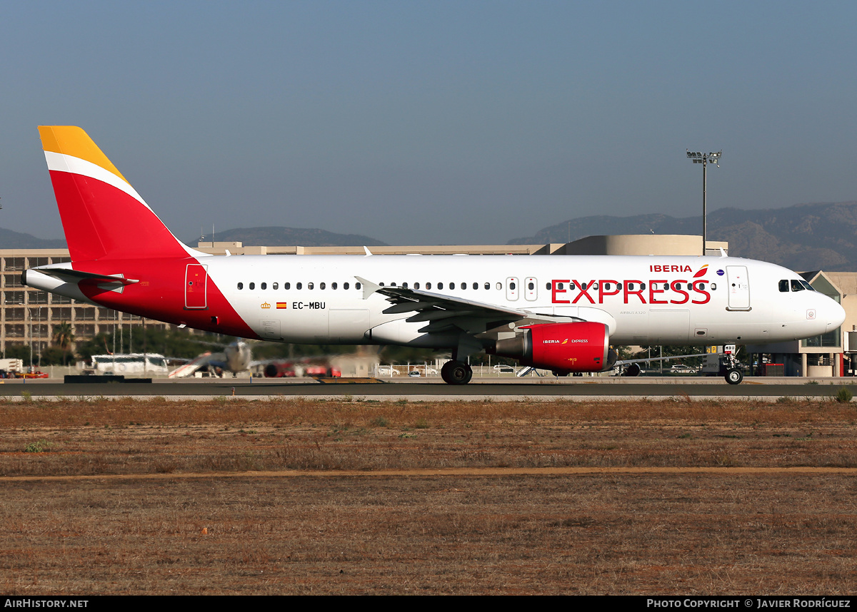 Aircraft Photo of EC-MBU | Airbus A320-214 | Iberia Express | AirHistory.net #652750
