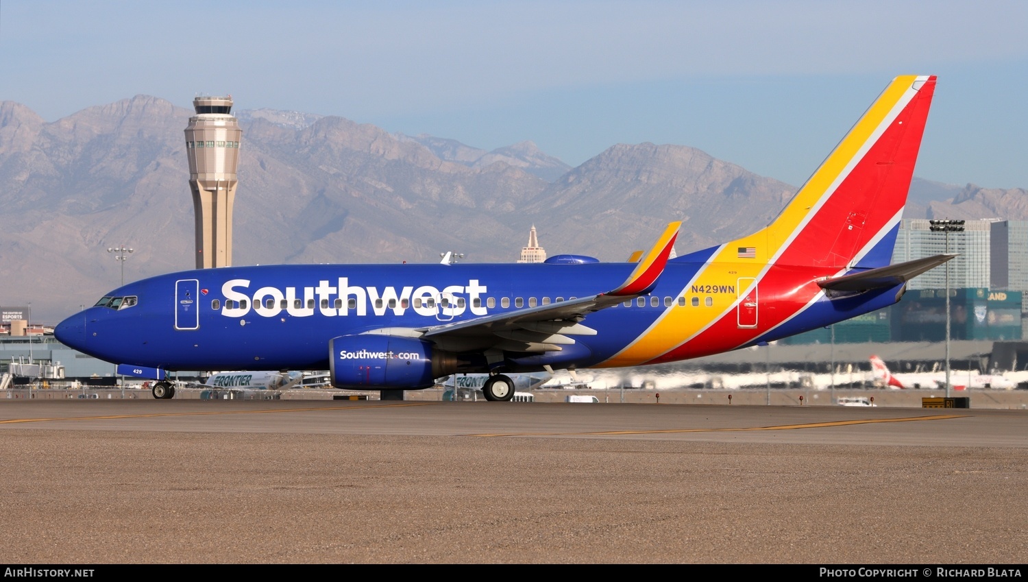 Aircraft Photo of N429WN | Boeing 737-7H4 | Southwest Airlines | AirHistory.net #652802