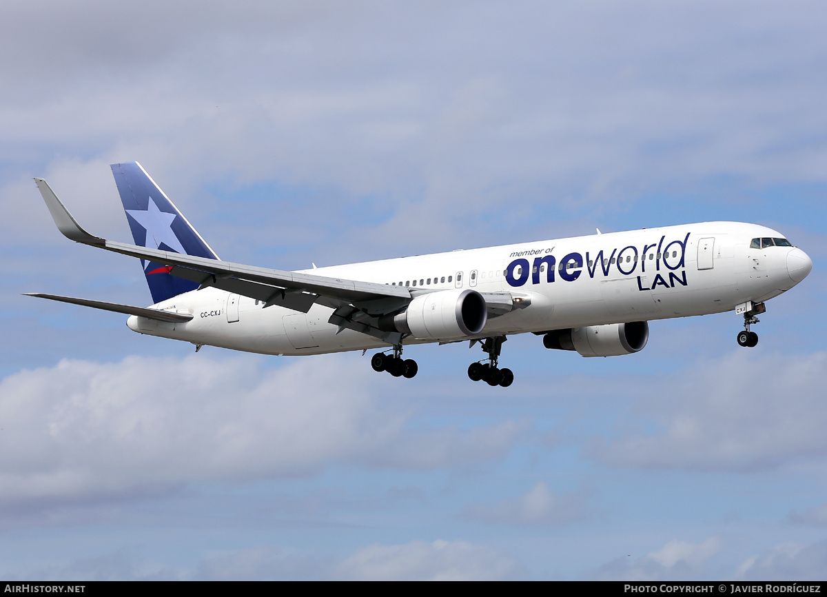 Aircraft Photo of CC-CXJ | Boeing 767-316/ER | LAN Airlines - Línea Aérea Nacional | AirHistory.net #652952