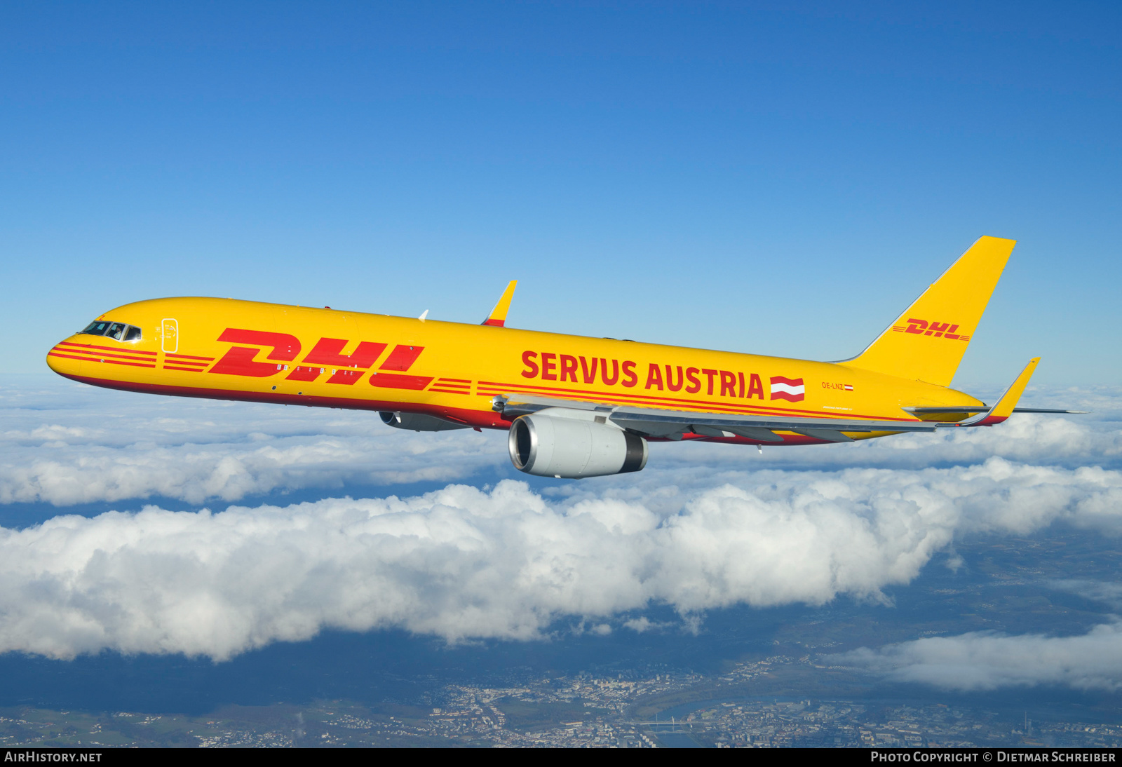 Aircraft Photo of OE-LNZ | Boeing 757-223(PCF) | DHL International | AirHistory.net #652989