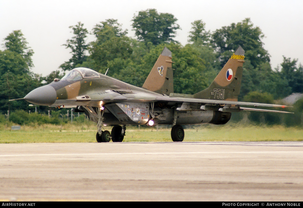 Aircraft Photo of 7501 | Mikoyan-Gurevich MiG-29A (9-12A) | Czechoslovakia - Air Force | AirHistory.net #653027
