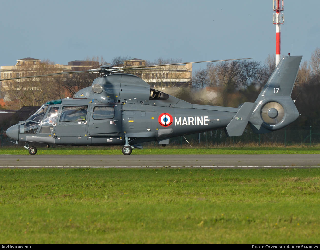 Aircraft Photo of 17 | Aerospatiale AS-365N Dauphin 2 | France - Navy | AirHistory.net #653108