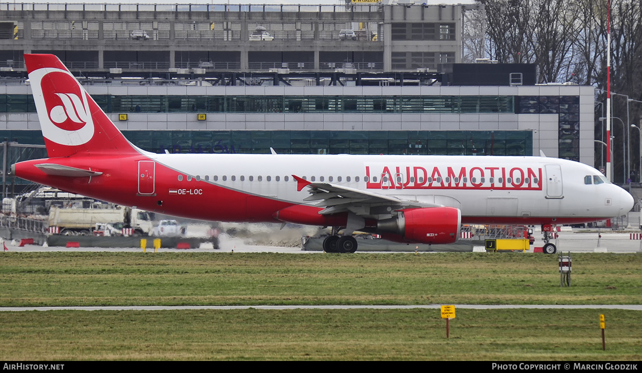 Aircraft Photo of OE-LOC | Airbus A320-214 | Laudamotion | AirHistory.net #653141