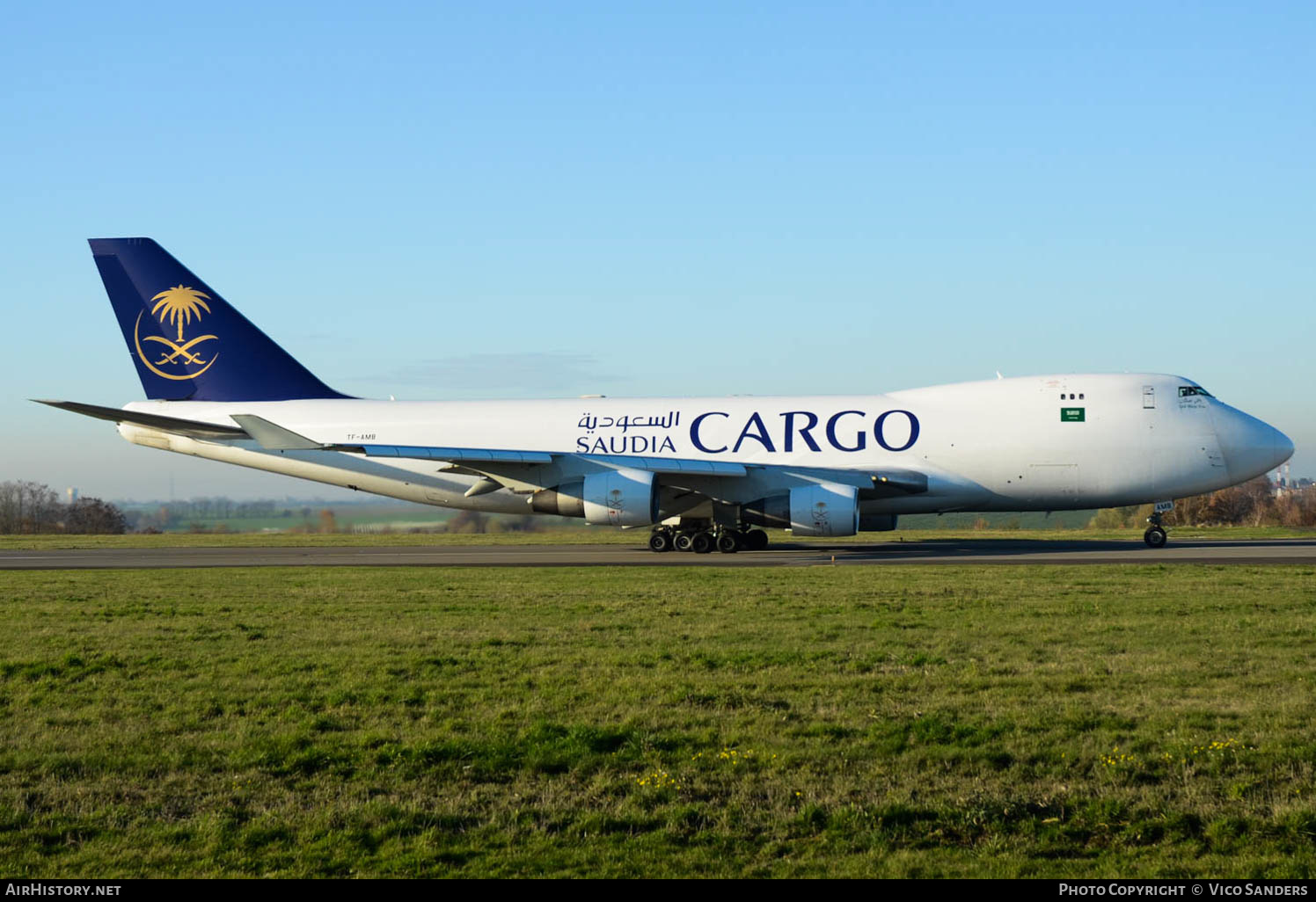 Aircraft Photo of TF-AMB | Boeing 747-412 | Saudi Arabian Airlines Cargo | AirHistory.net #653260