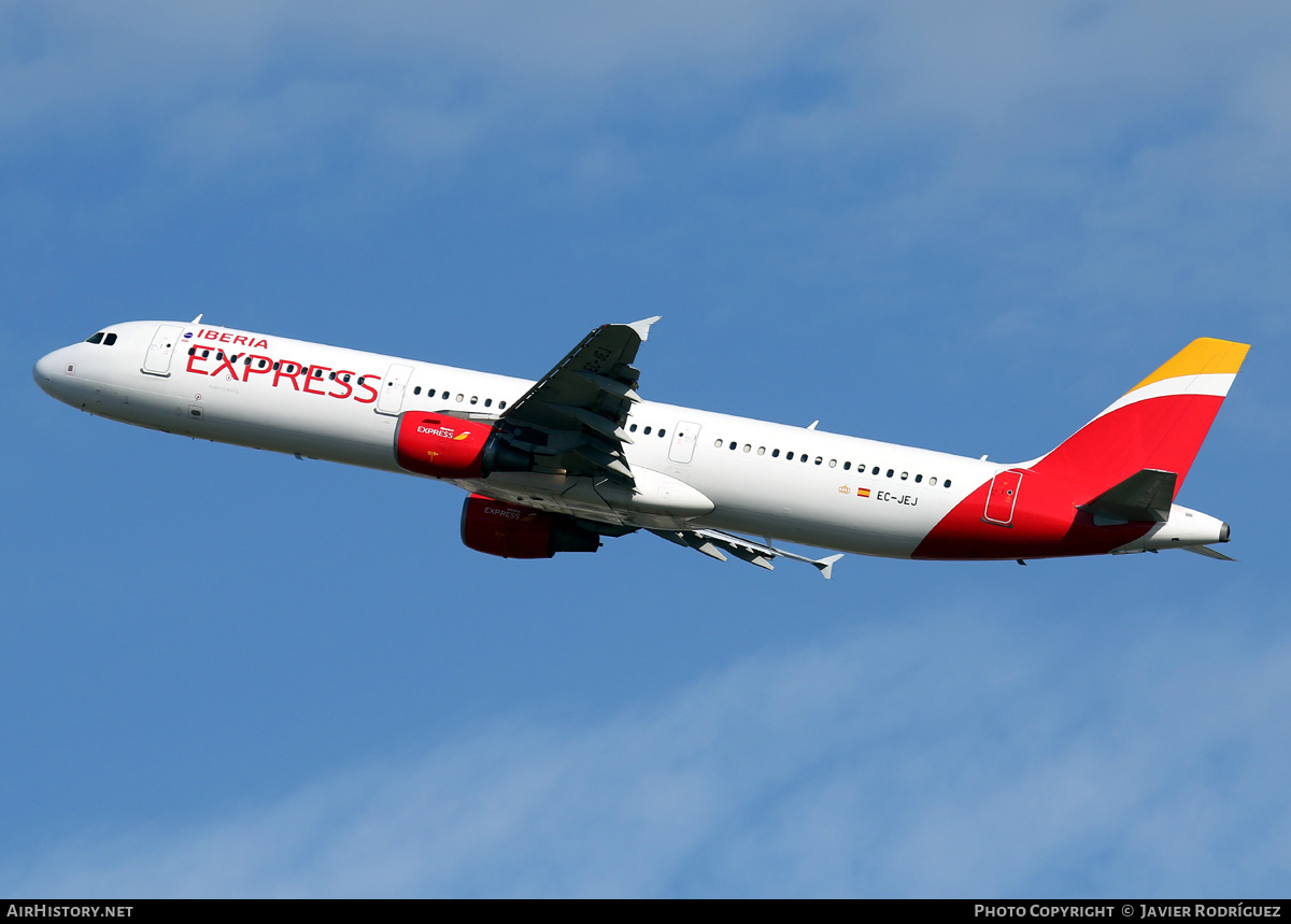 Aircraft Photo of EC-JEJ | Airbus A321-213 | Iberia Express | AirHistory.net #653354