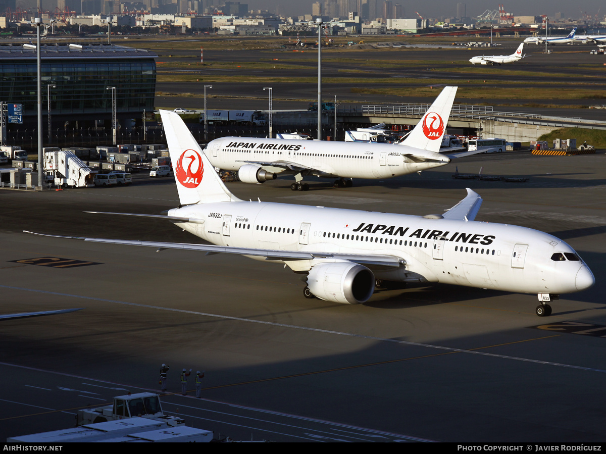 Aircraft Photo of JA833J | Boeing 787-8 Dreamliner | Japan Airlines - JAL | AirHistory.net #653355