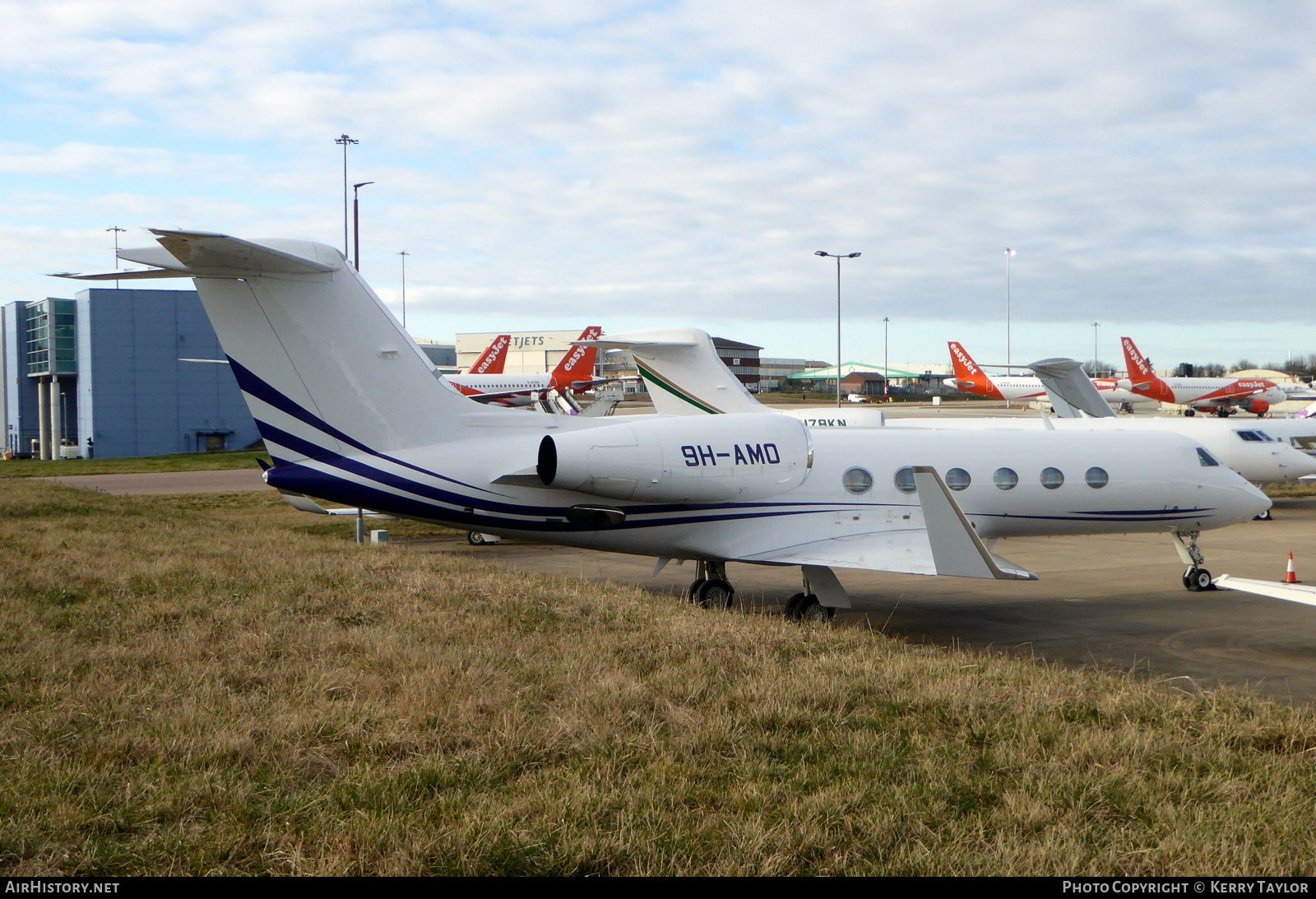 Aircraft Photo of 9H-AMO | Gulfstream Aerospace G-IV-X Gulfstream G450 | AirHistory.net #653385