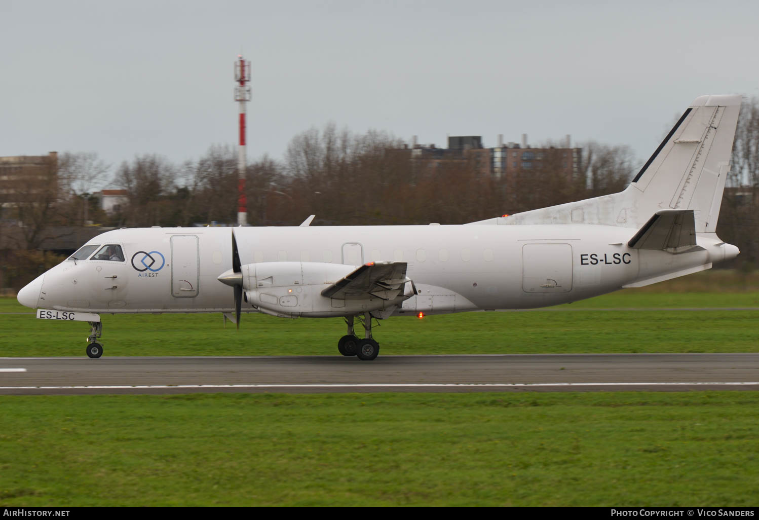 Aircraft Photo of ES-LSC | Saab-Fairchild SF-340A(F) | Airest | AirHistory.net #653437