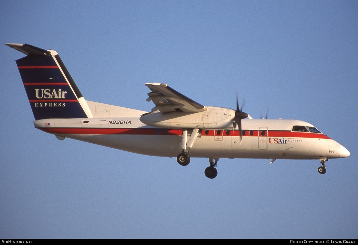 Aircraft Photo of N990HA | De Havilland Canada DHC-8-201 Dash 8 | USAir Express | AirHistory.net #653457