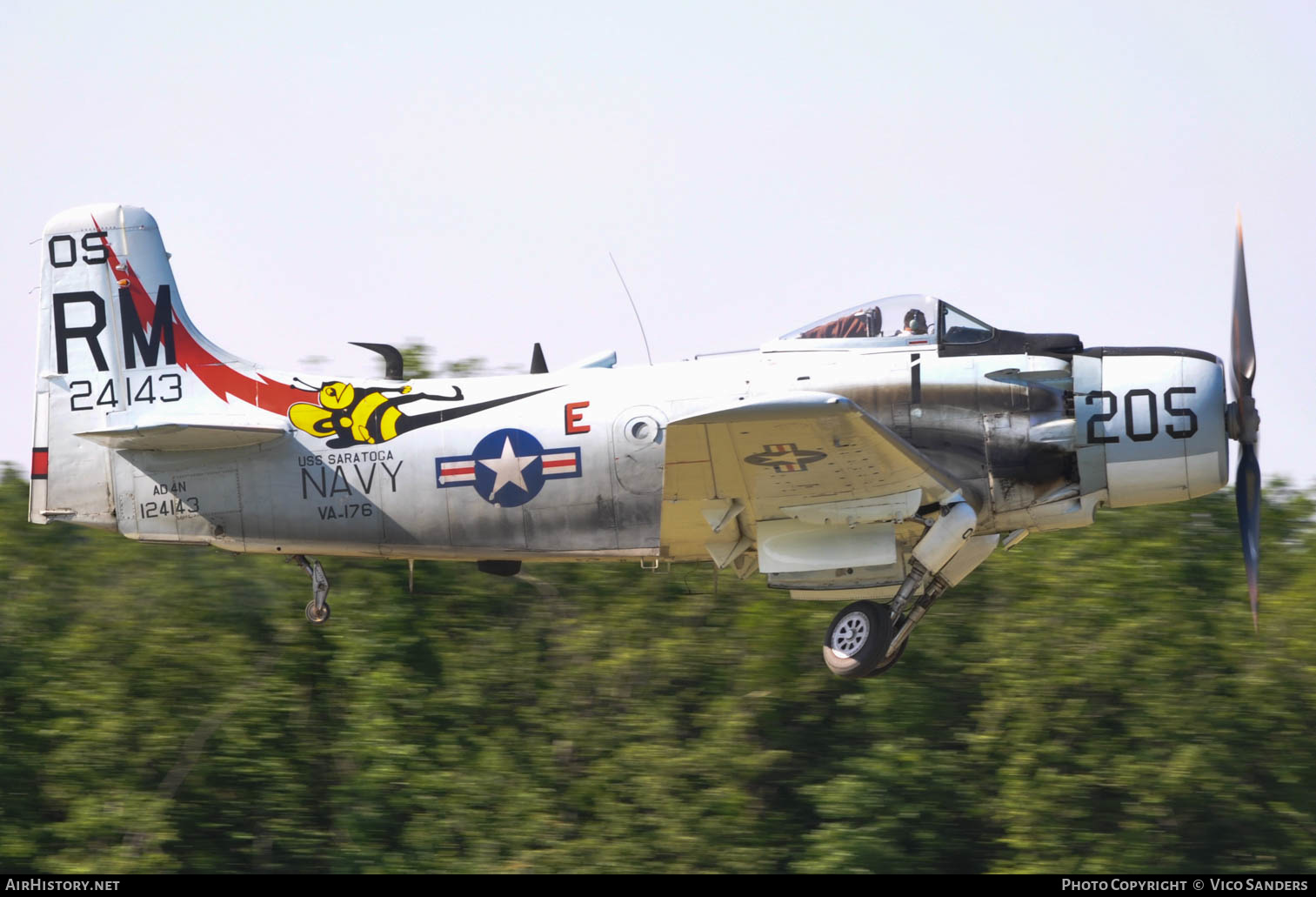 Aircraft Photo of F-AZDP | Douglas A-1D Skyraider (AD-4N) | USA - Navy | AirHistory.net #653479