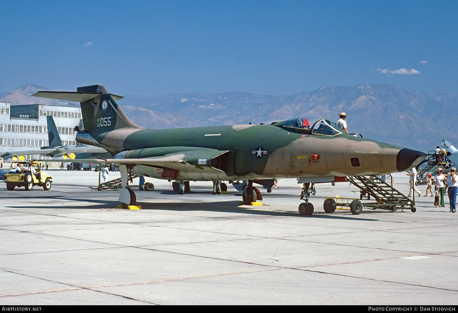Aircraft Photo of 56-055 / AF56-055 | McDonnell RF-101C Voodoo | USA - Air Force | AirHistory.net #653487