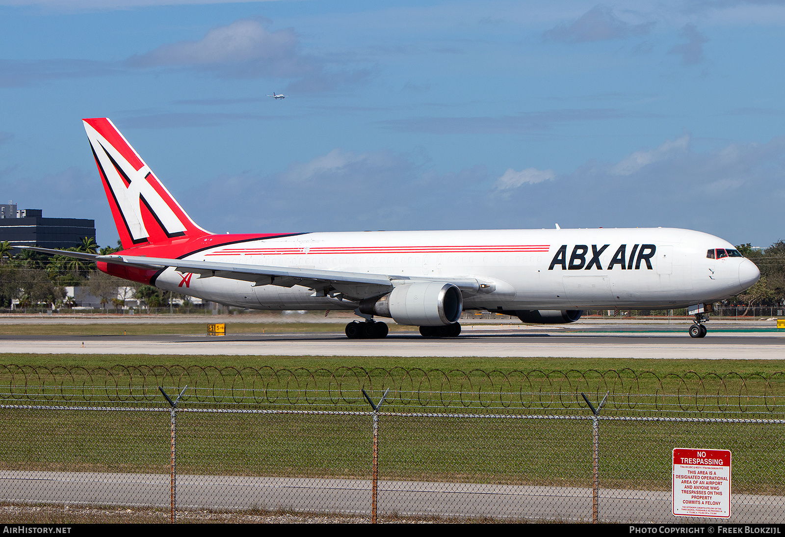 Aircraft Photo of N317CM | Boeing 767-338/ER(BDSF) | ABX Air | AirHistory.net #653532