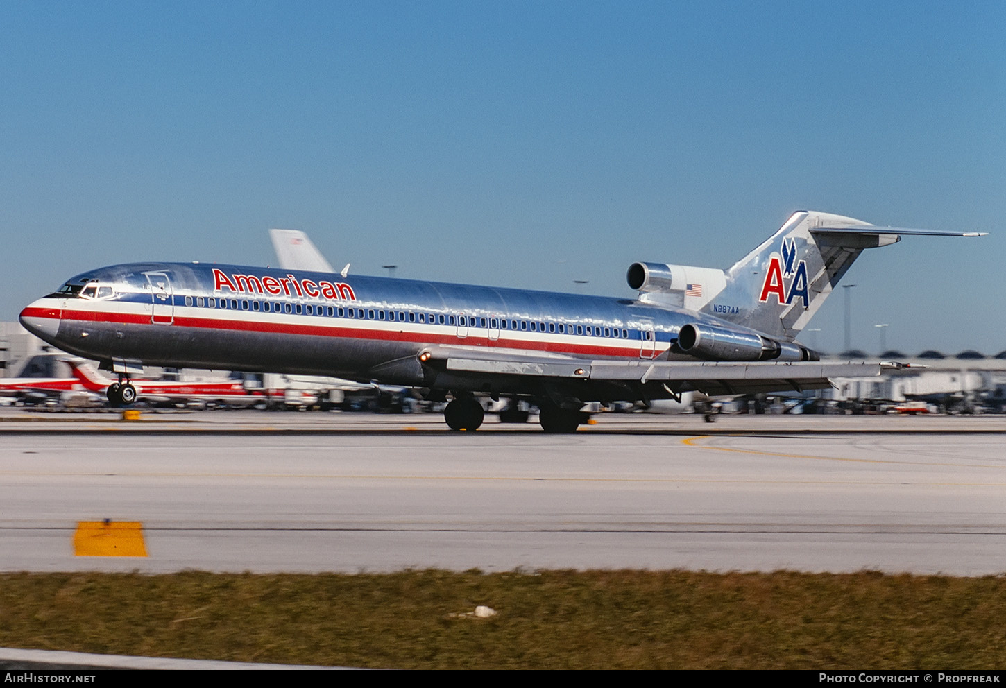 Aircraft Photo of N887AA | Boeing 727-223 | American Airlines | AirHistory.net #653581