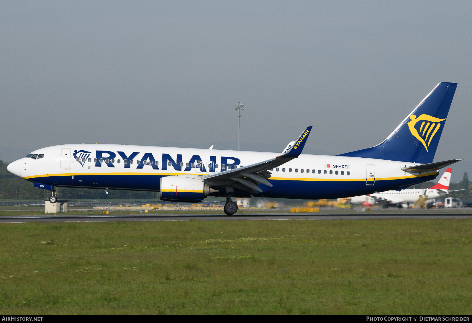 Aircraft Photo of 9H-QEF | Boeing 737-800 | Ryanair | AirHistory.net #653590