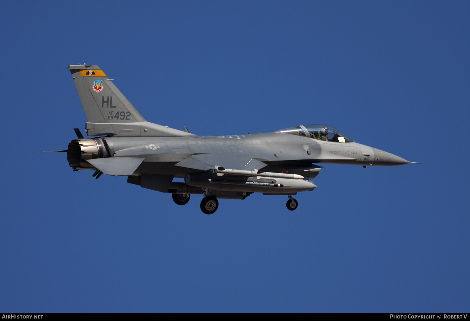 Aircraft Photo of 88-0492 / AF88-492 | Lockheed Martin F-16CM Fighting Falcon | USA - Air Force | AirHistory.net #653610